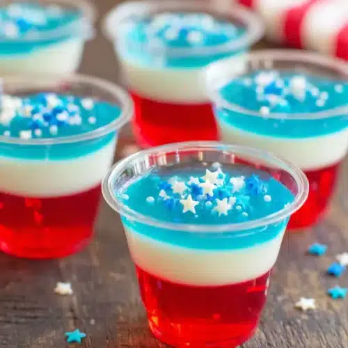 4th of July alcoholic desserts featuring jello shots