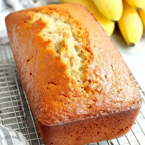 Delicious banana bread with sour cream for a sweet snack.