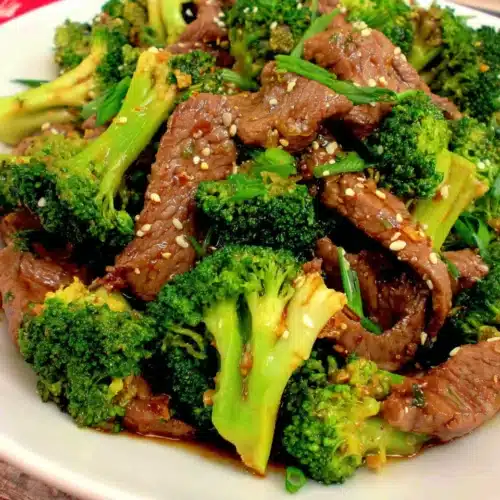 Keto low carb beef and broccoli dish.