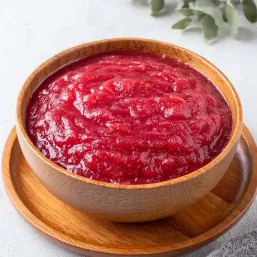 Rhubarb compote for cake topping