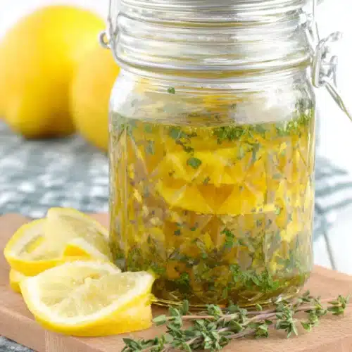 Whole lemon thyme salad dressing recipe for fresh dishes