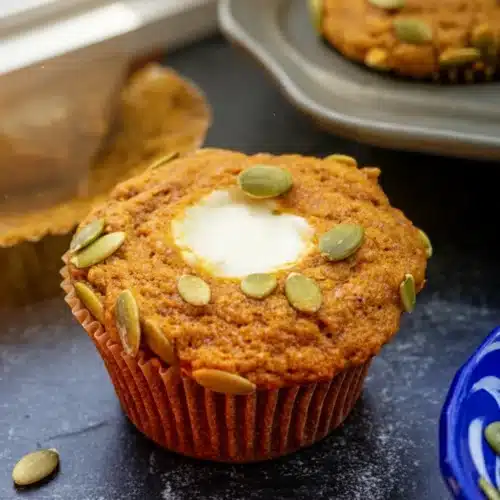 Best pumpkin muffins with cream cheese filling and pumpkin seeds